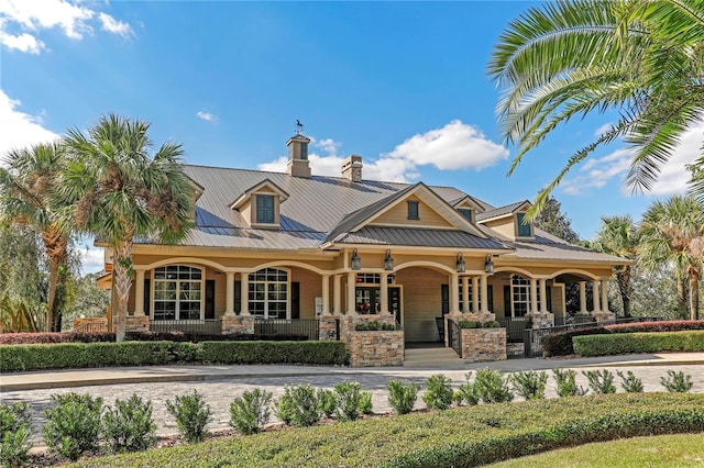 view of front of house featuring a porch