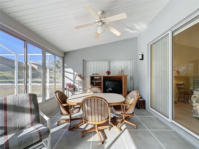 4634 Summerbridge Cir, Leesburg, FL 34748 - sunroom / solarium with lofted ceiling