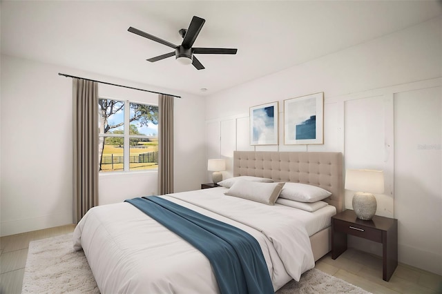 bedroom with a ceiling fan