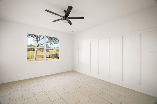 empty room with ceiling fan