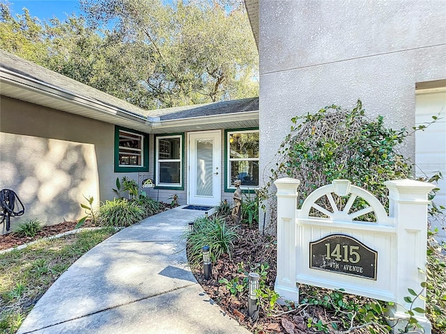 view of property entrance