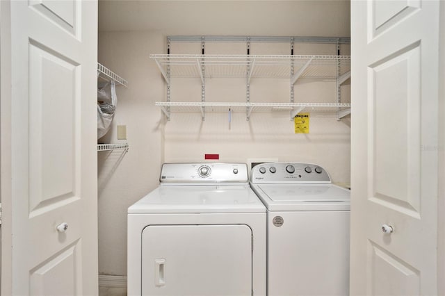 10285 NE 218th Lane Rd, Fort Mc Coy, FL 32134 - washroom featuring washer and clothes dryer