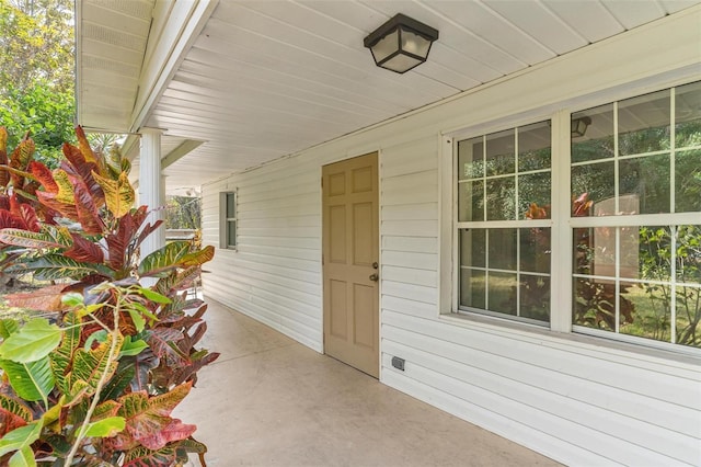 view of patio / terrace with a porch