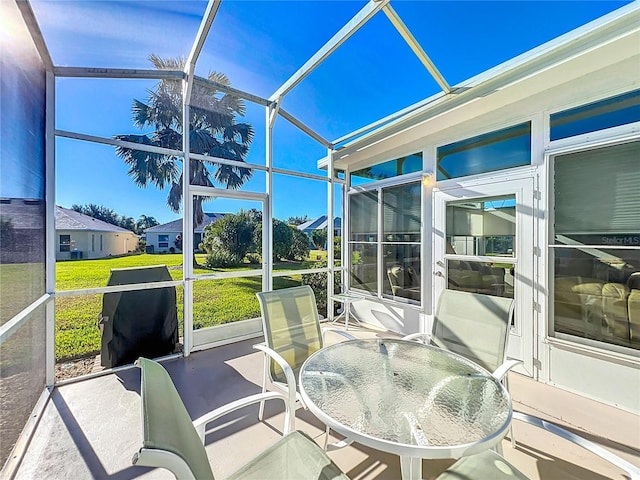 view of sunroom / solarium