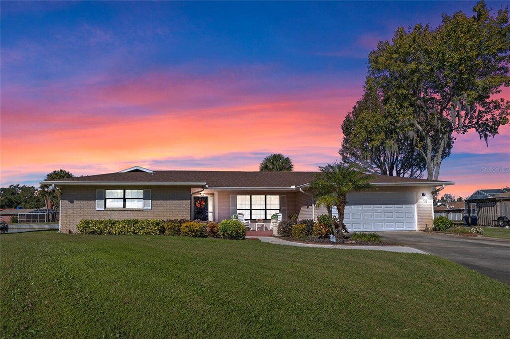 1621 Texas Ct, Tavares, FL 32778 - photo 1