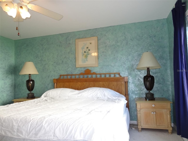 bedroom featuring ceiling fan