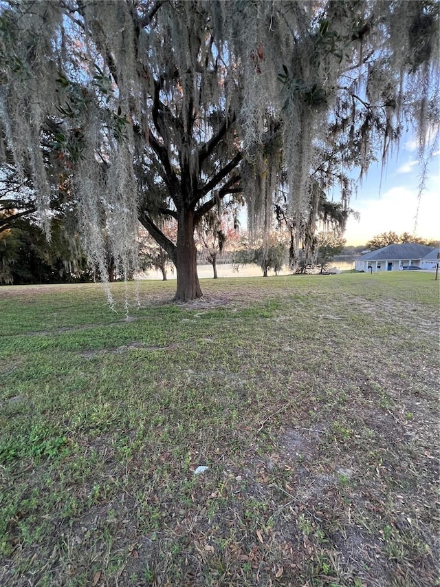 Listing photo 2 for E Collins St, Umatilla FL 32784