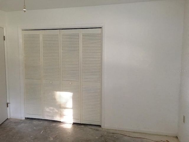 5100 Rilma Ave, Sarasota, FL 34234 - detailed view of concrete flooring