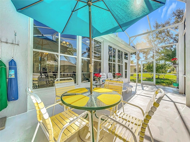 view of sunroom / solarium