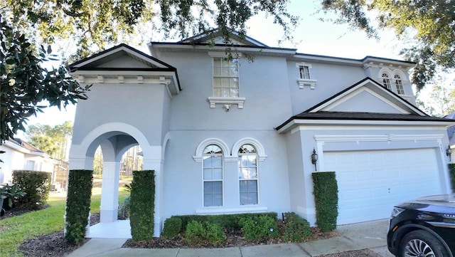 view of front of house with a garage