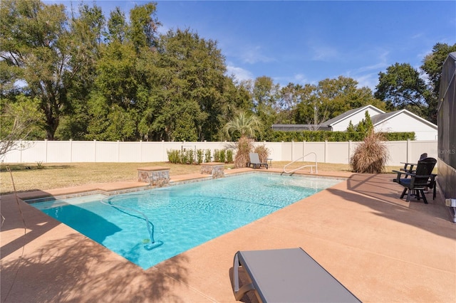 view of pool featuring a patio and pool water feature