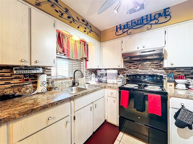 kitchen featuring a textured ceiling, extractor fan, ceiling fan, sink, and electric range