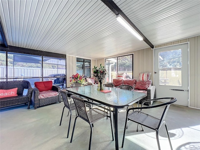 view of sunroom / solarium