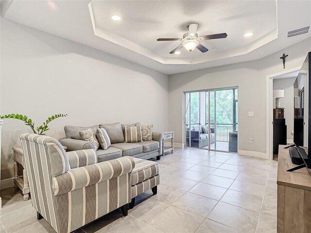 8512 Magnificent Ln, Groveland, FL 34736 - photo 12