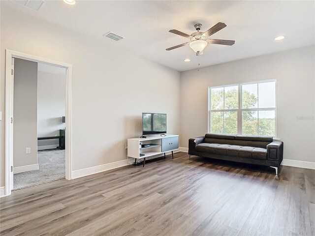 8512 Magnificent Ln, Groveland, FL 34736 - photo 19