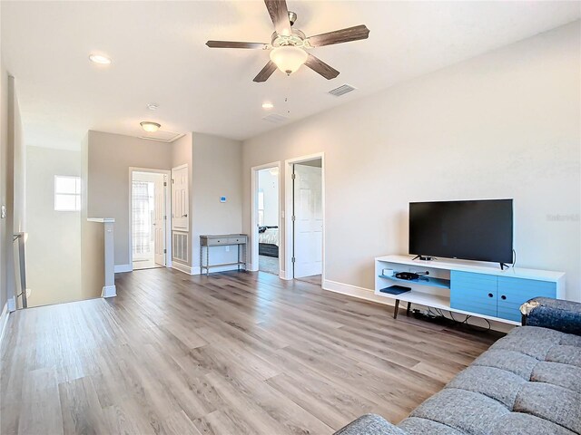 8512 Magnificent Ln, Groveland, FL 34736 - photo 20