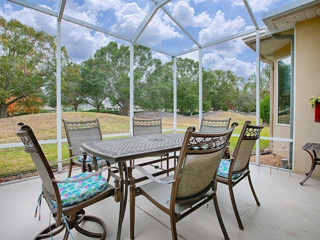 view of sunroom / solarium