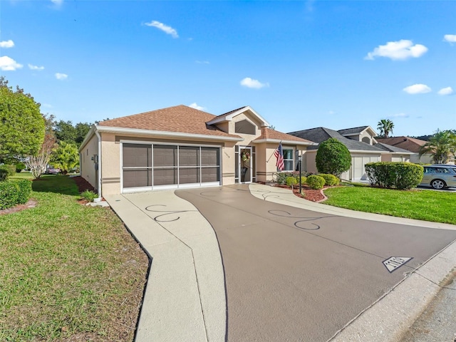 ranch-style house featuring a front lawn