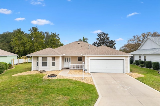 ranch-style home with a front lawn and a porch