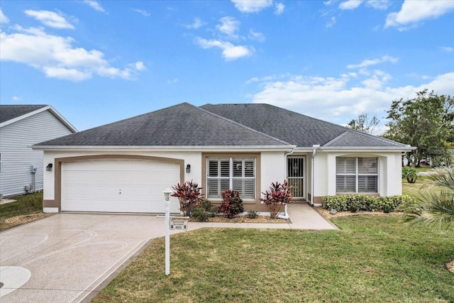 603 San Pedro Dr, The Villages, FL 32159 - ranch-style house with stucco siding, an attached garage, driveway, a shingled roof, and a front yard