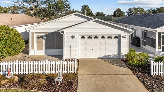2907 Barboza Dr, The Villages, FL 32162 - photo 1