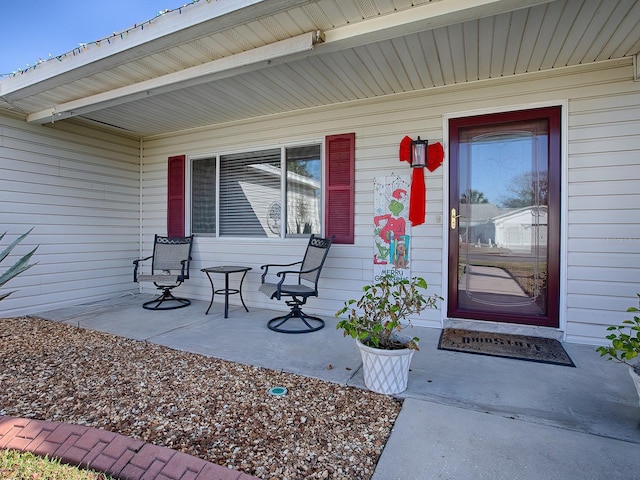 property entrance with a porch