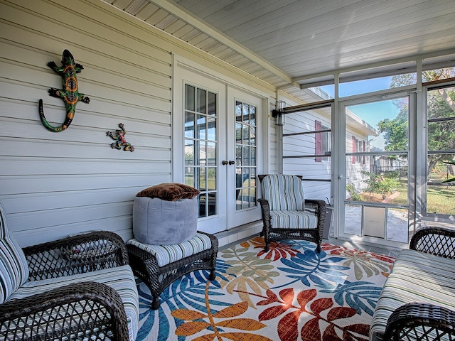 view of sunroom / solarium