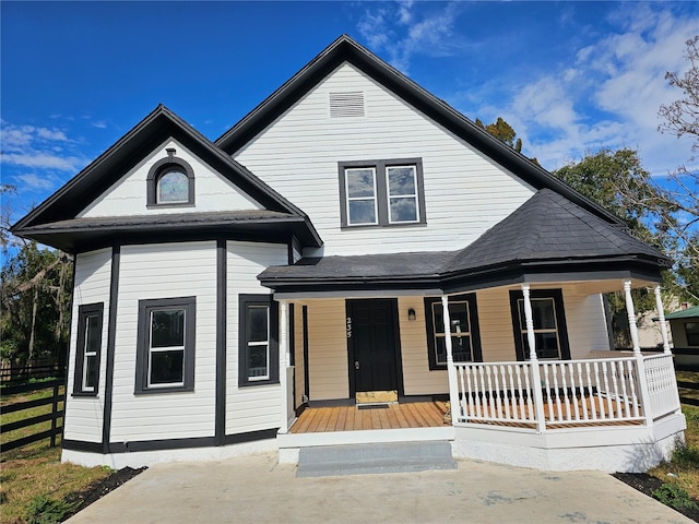 view of front of property with covered porch