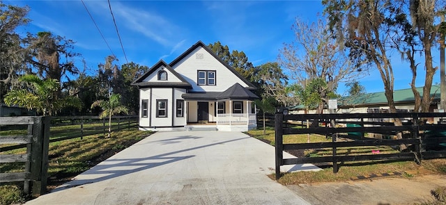 view of front of house featuring a porch