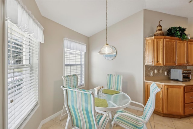 dining room featuring light tile patterned floors