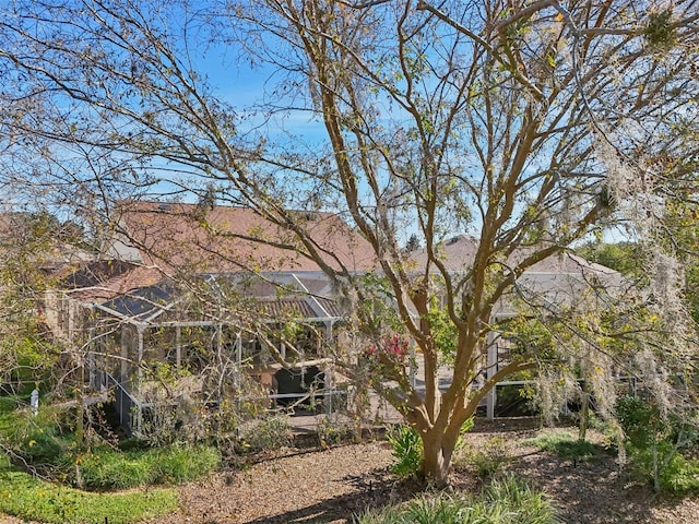 exterior space featuring a lanai