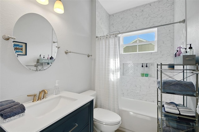 full bathroom featuring shower / bath combination with curtain, vanity, and toilet