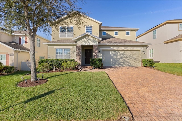 view of front facade featuring a front yard