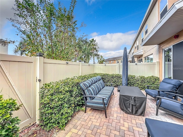 view of patio featuring an outdoor hangout area