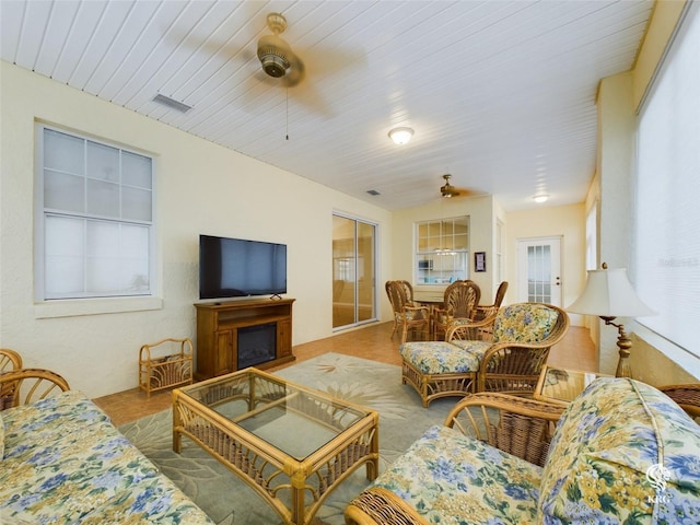 living room featuring ceiling fan