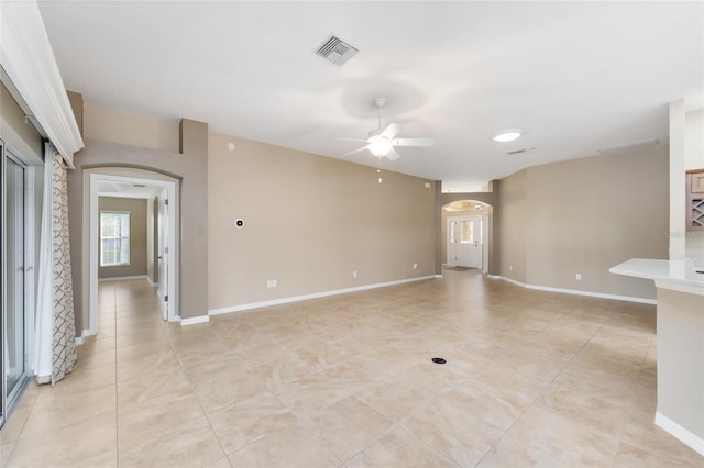 empty room with ceiling fan