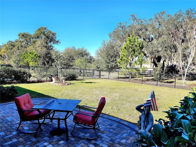 view of yard with a patio area