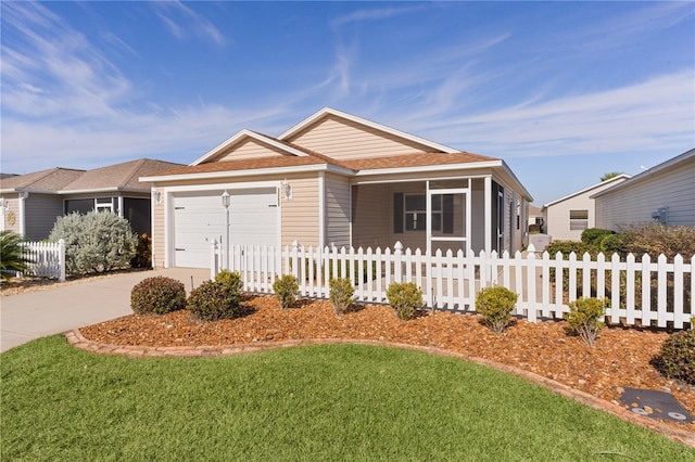 view of front facade featuring a garage and a front lawn