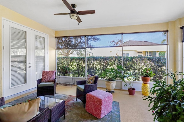 sunroom / solarium with ceiling fan