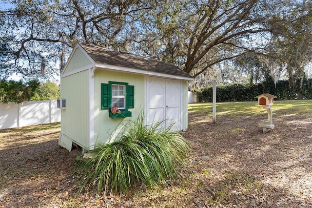 view of outbuilding