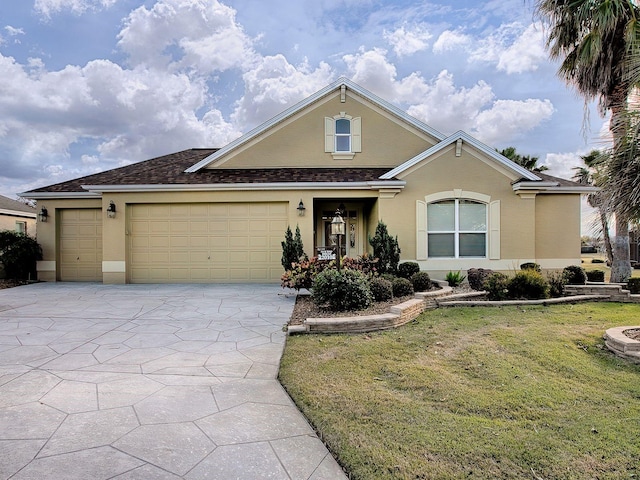 view of front facade with a front yard