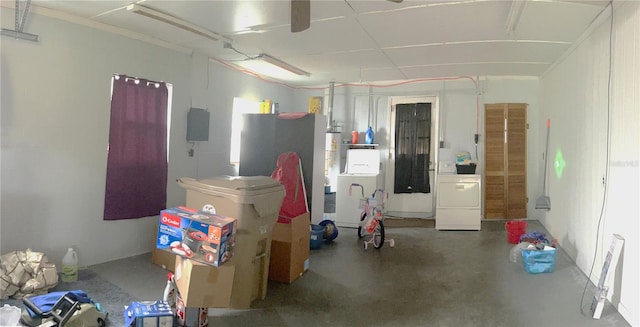 garage featuring washer / clothes dryer