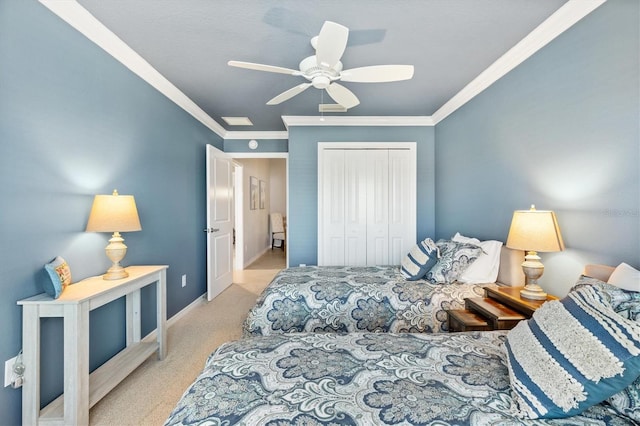 bedroom with light carpet, a closet, ornamental molding, and ceiling fan