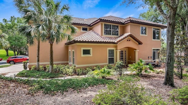 view of mediterranean / spanish-style house