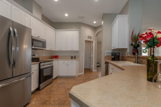 27302 Orchid Glade St, Leesburg, FL 34748 - photo 7