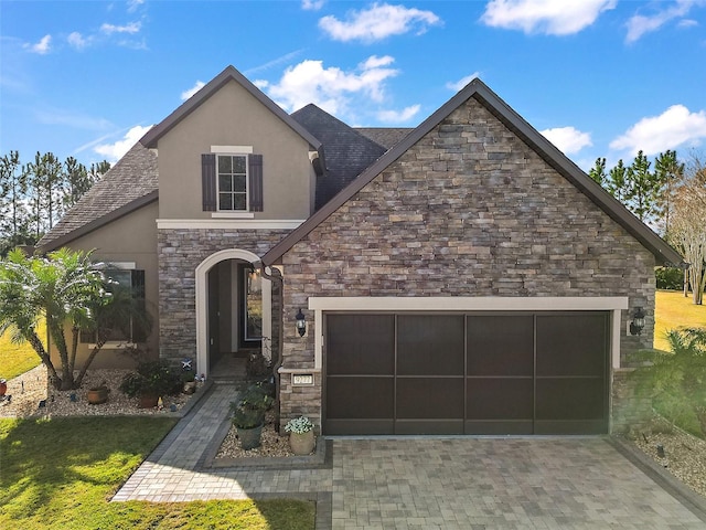 view of front of property with a front lawn