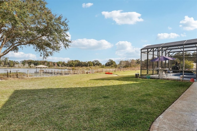 view of yard featuring a lanai