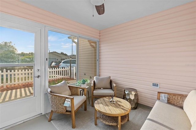 17461 SE 93rd Retford Ter, The Villages, FL 32162 - sunroom featuring a ceiling fan