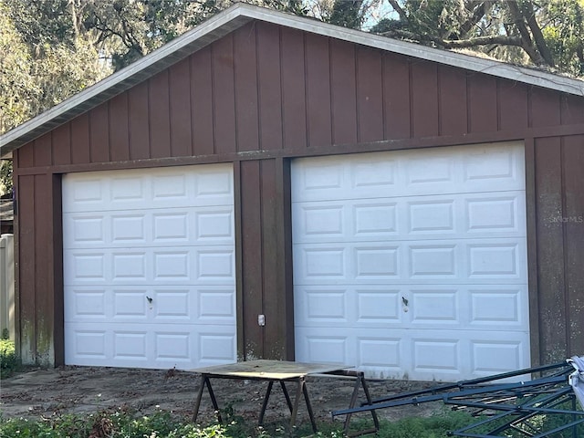 view of detached garage