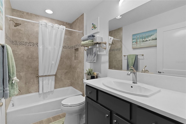 full bath with recessed lighting, vanity, toilet, and shower / tub combo with curtain